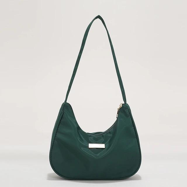 Nylon Crescent Messenger Umhängetasche