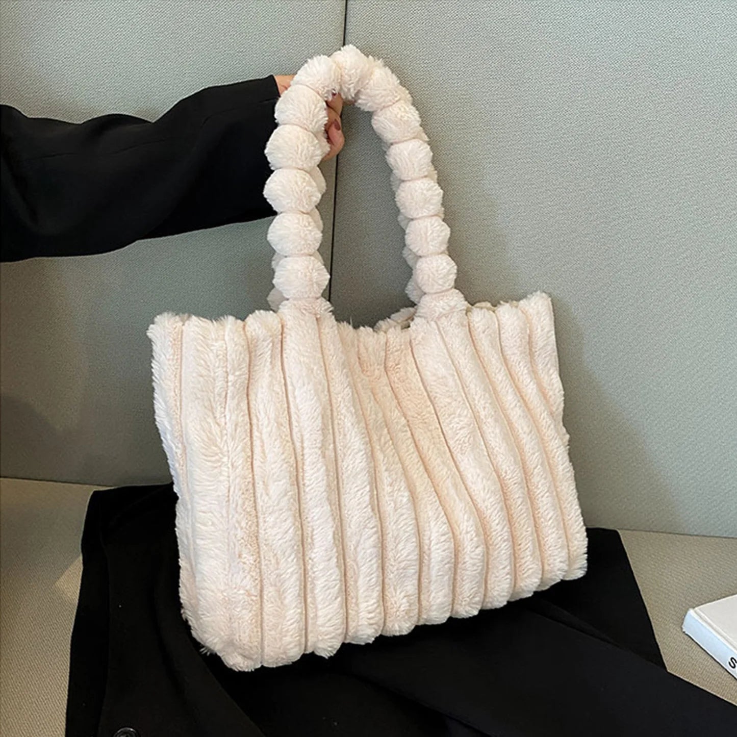 Bellachicha - Plüsch-Handtasche