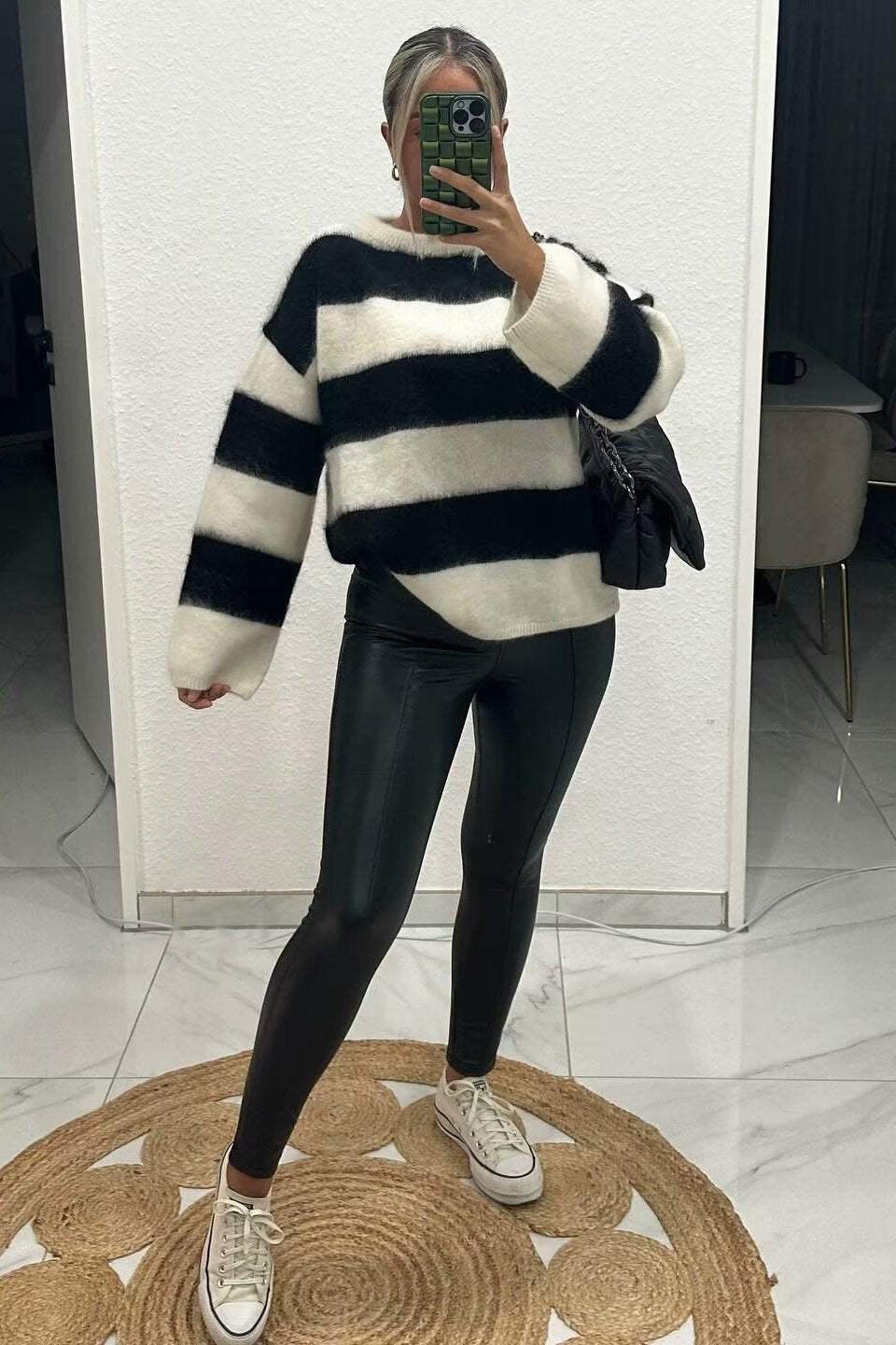 Lässiger Strickpullover mit Rundhalsausschnitt
