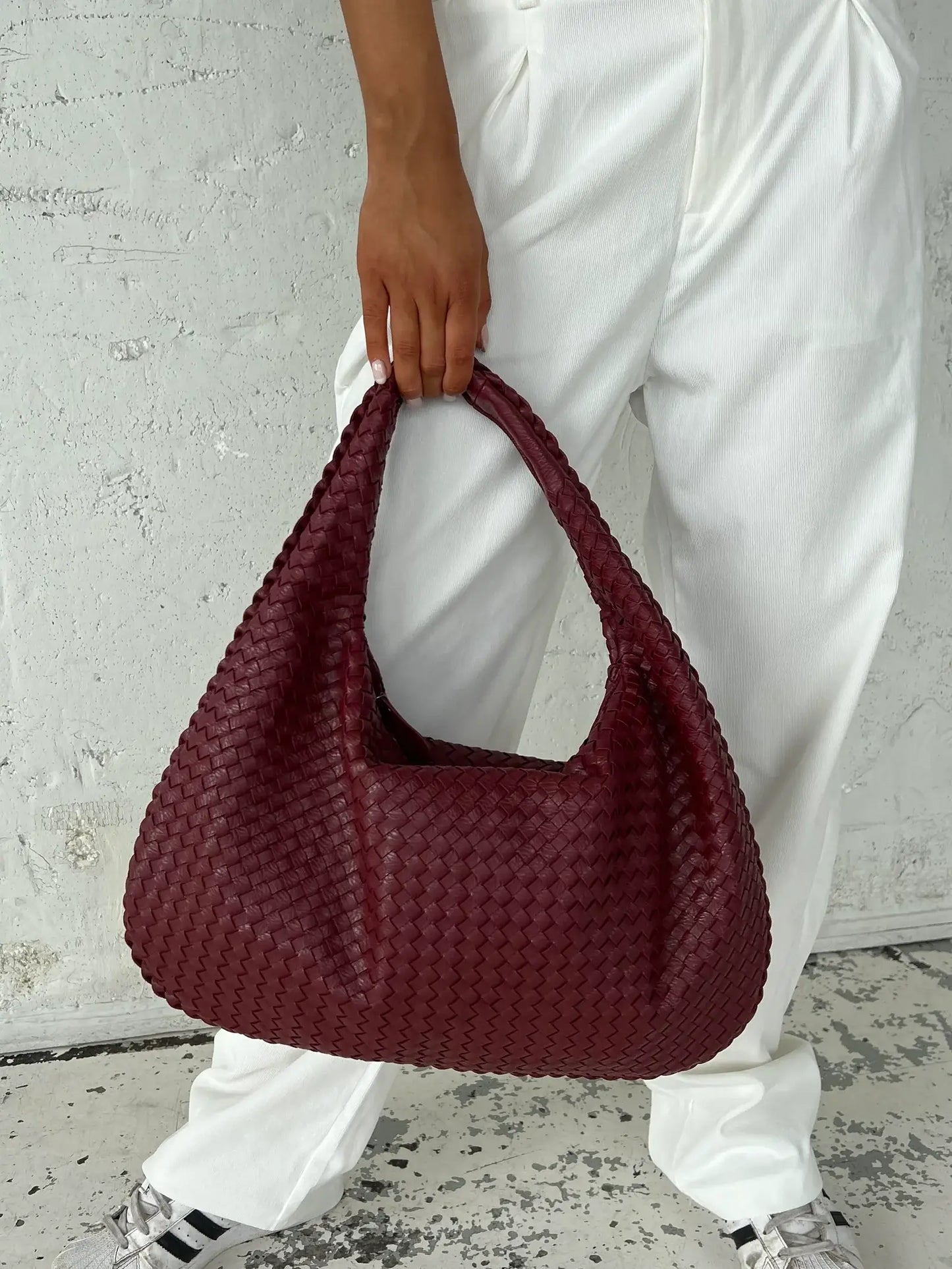 ALENA™ | GEFLOCHTENE HANDTASCHE