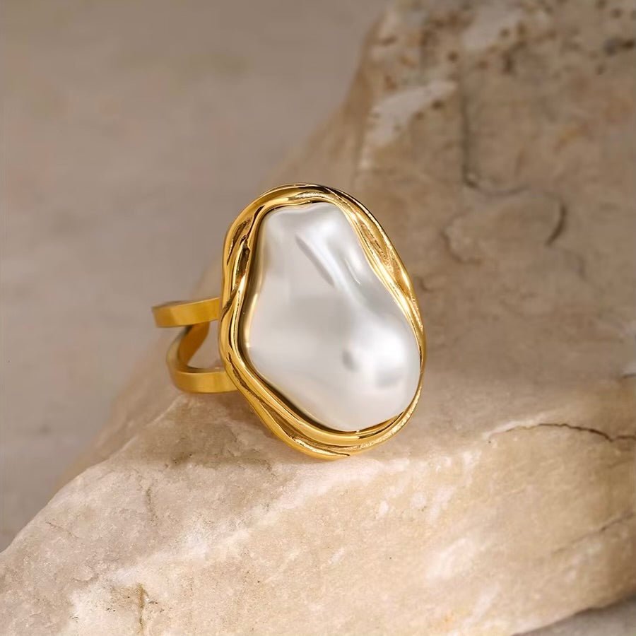 Baroque Pearl Ring