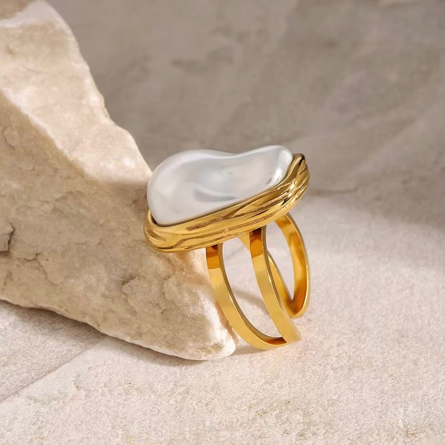 Baroque Pearl Ring