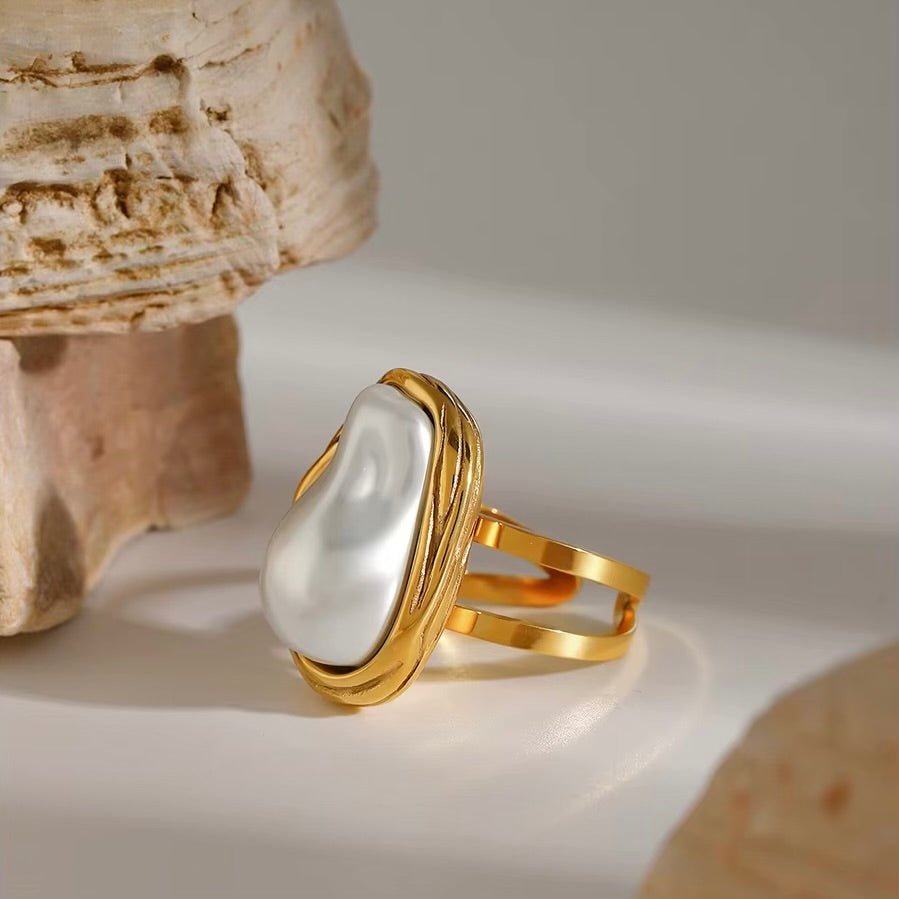 Baroque Pearl Ring