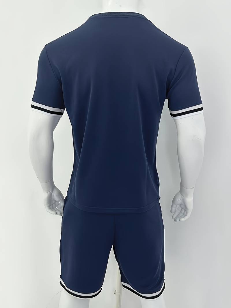 Thomas – atmungsaktives gestreiftes t-shirt und lässige shorts