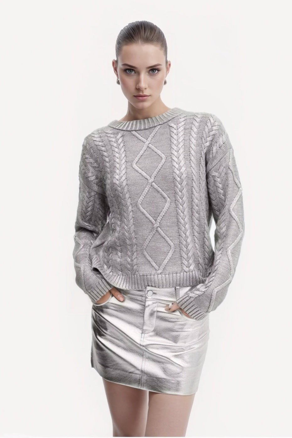Genevieve – Pullover mit Zopfmuster und Metallic-Folie