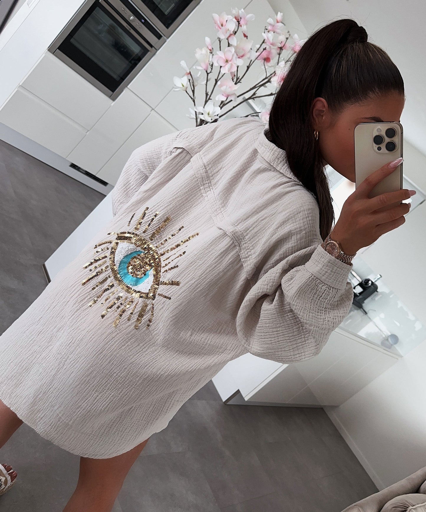 Oversize Musselin Bluse Glitzer Auge Beige
