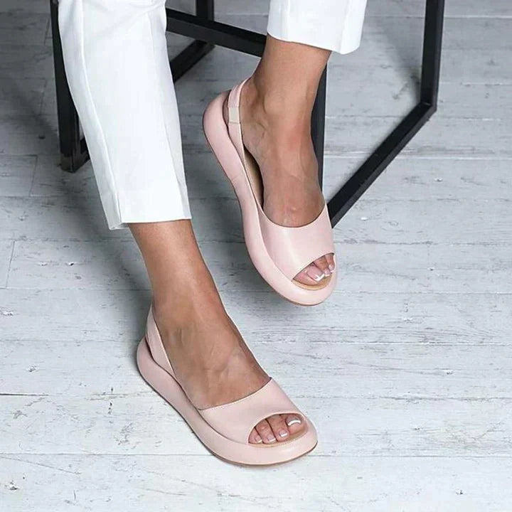 Stuttgart | Bequeme Sandalen: Stil und Komfort vereint 2024