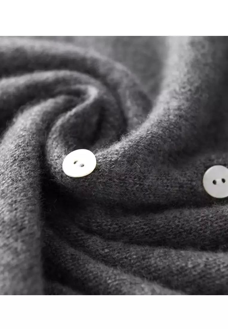 Dove - Stilvoller Pullover mit Trendiger Knopfleiste