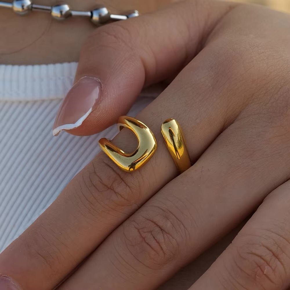 Velaris Ring