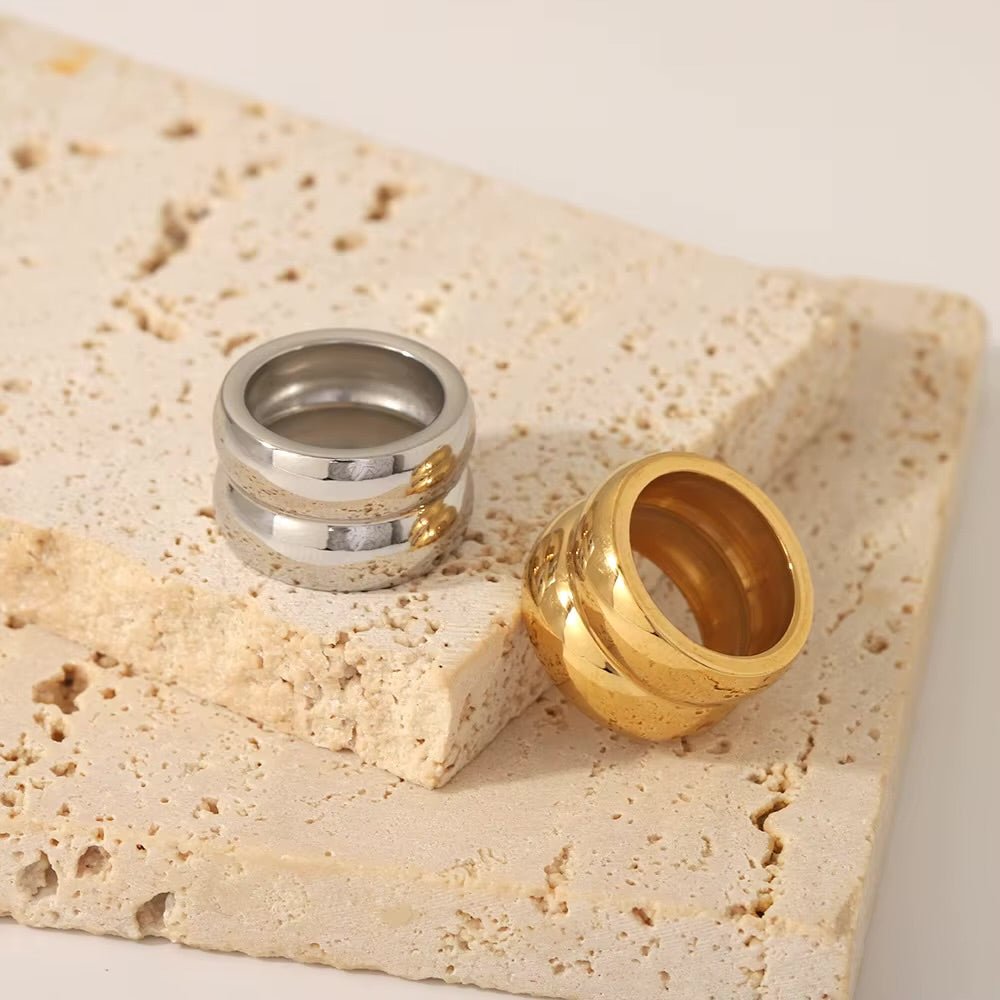 Velora Ring