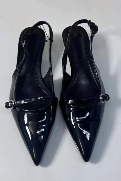 Slingback-High-Heels mit spitzer Zehenpartie und Schnalle