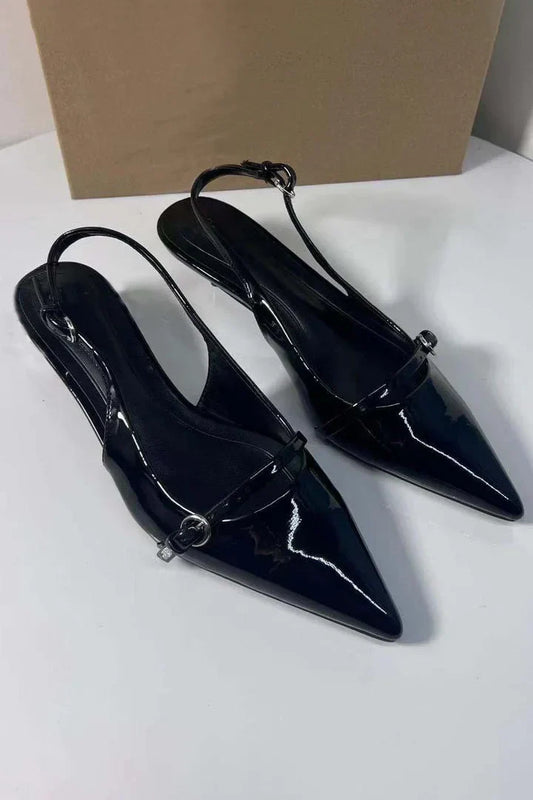 Slingback-High-Heels mit spitzer Zehenpartie und Schnalle