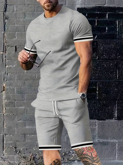 Thomas – atmungsaktives gestreiftes t-shirt und lässige shorts