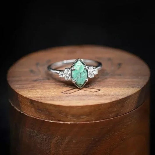 Natürlicher Türkis-Diamant-Ring