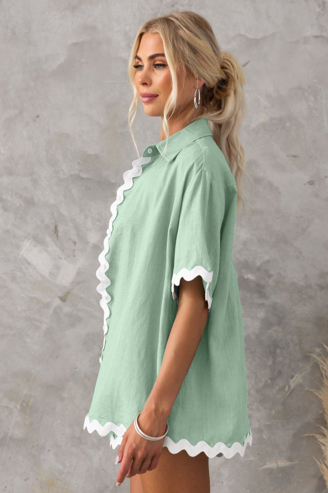Schlichtes Cardigan-Set mit gewellten Nähten