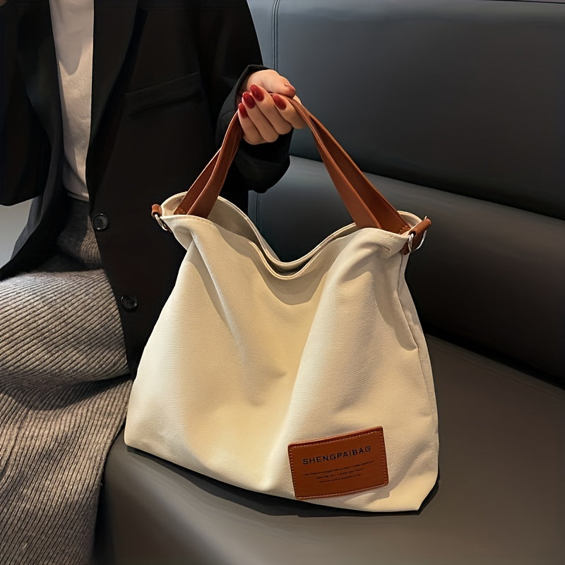 AdeleBag – Schlichte Umhängetasche aus Canvas
