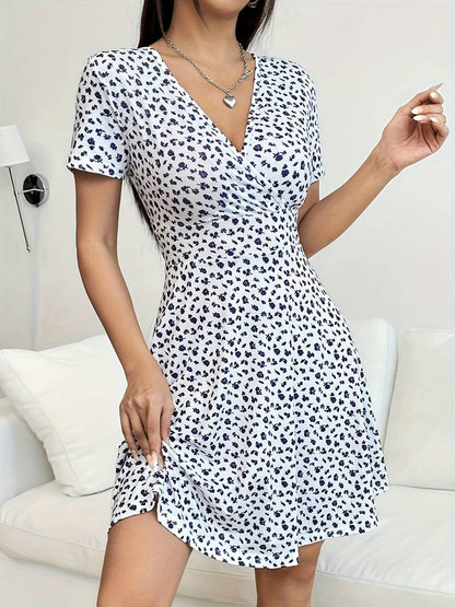 Victoria – elegantes kleid mit allover-print