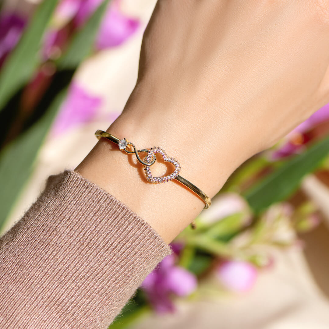 Always in My Heart - Infinity Heart Armband