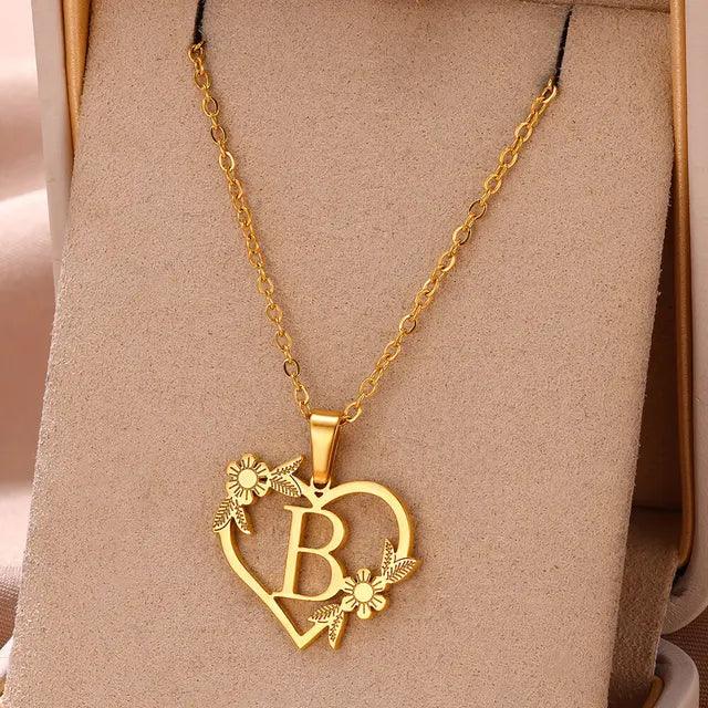 Denisse | Gold zierliche Blume Initialen Halskette