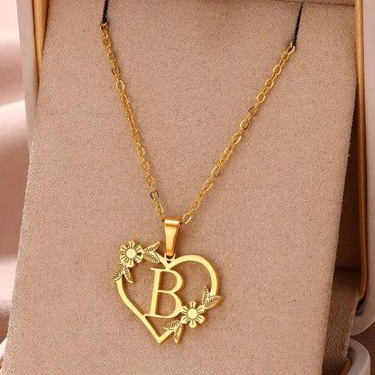 Denisse | Gold zierliche Blume Initialen Halskette