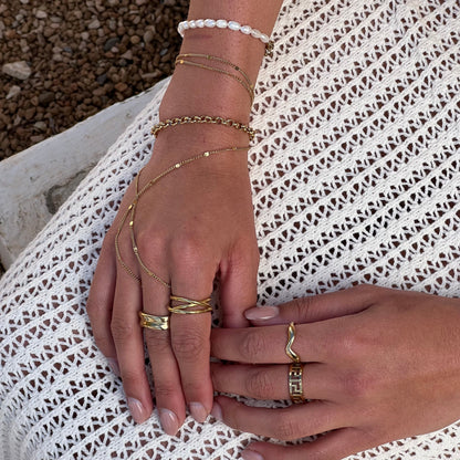 Velina - Ring mit wellenförmigem Detail