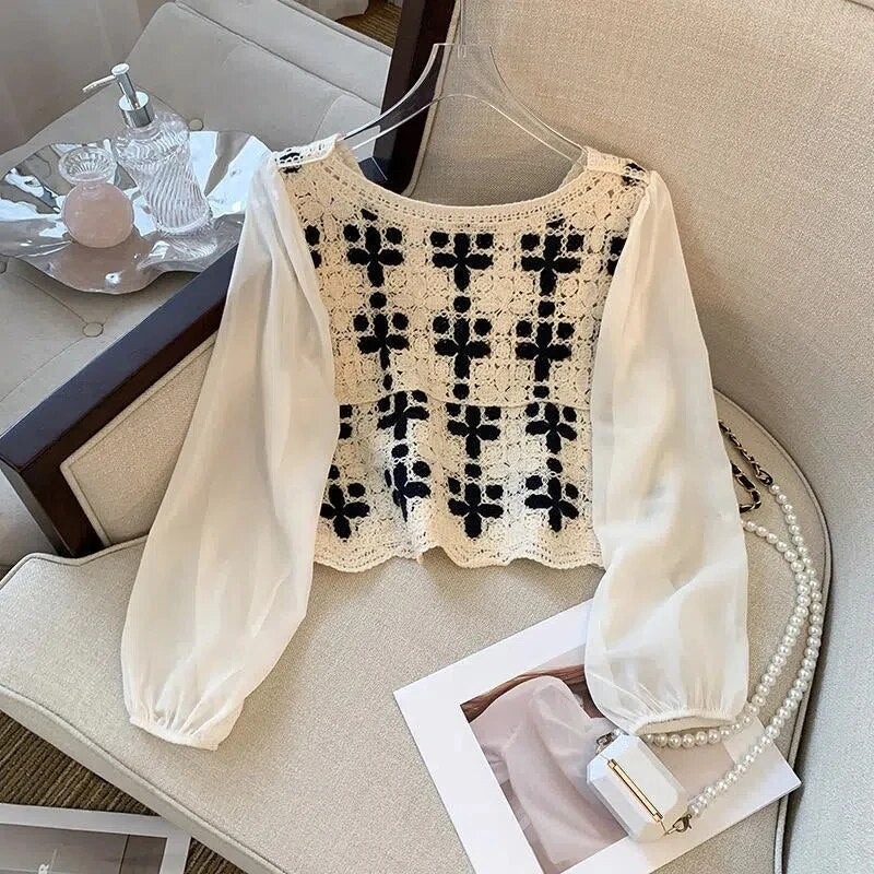 Shannon - Bluse mit Spitzenstickerei