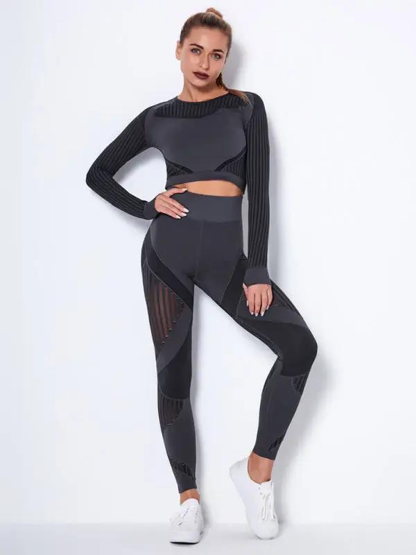 Nahtlose eng gestreifte Langarmhose, schnelltrocknendes Yoga-Sportbekleidungsset
