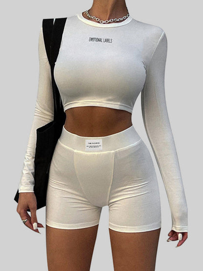 Zweiteiliges Damen-Set aus Strickpullover mit Rundhalsausschnitt, langen Ärmeln und Shorts