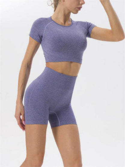 Einfarbiger, schnell trocknender, nahtloser Yoga-Kurzarm- und Shorts-Zweiteiler für Damen