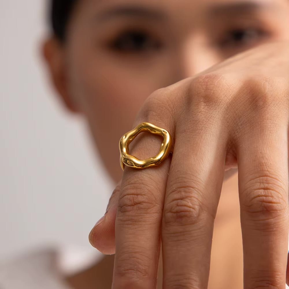 Lyra Ring